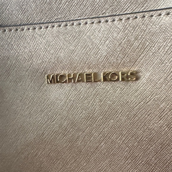 Michael Kors Metallic Gold Crossbody Bag - Picture 5 of 8